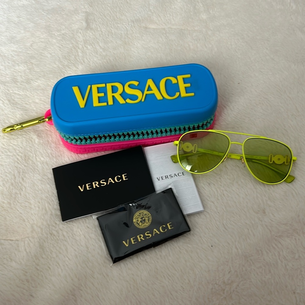YOUTH Size Lime Green Versace Metal Frame Sunglasses Brand New